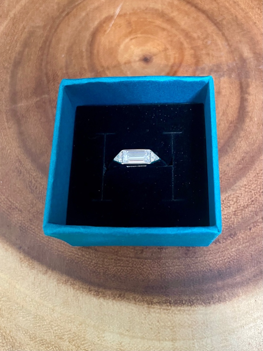 1 Carat Moissanite Baguette Ring In 925 Sterling Silver with GRA - Picture 16 of 16